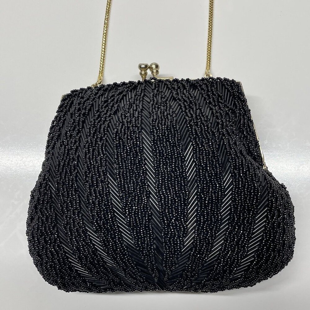Vintage Women’s Black Seed Bead Purse Hand Made In Hong Kong Kiss lock Closure